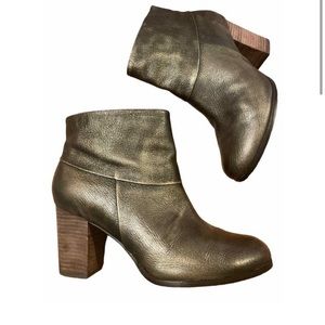 Cole Haan Nike Air booties 8.5 metallic